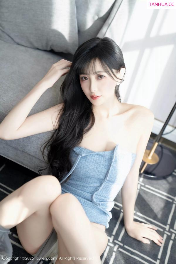   [XiuRen]高清写真图 2025.04.08 No.10124 樱桃小阑子 灰色丝袜第6张图片